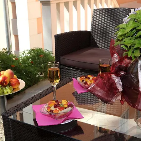 Queen דירה טרוגיר